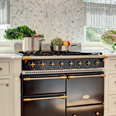 Transitional Kitchen Cabinets – Greenwich