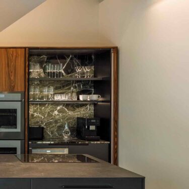 Modern Kitchen Design – Lake House