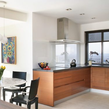 Modern Italian Kitchen