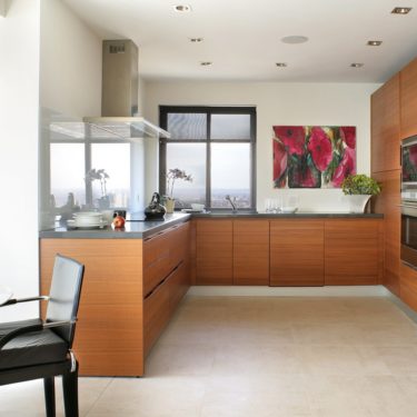 Modern Italian Kitchen - pasta