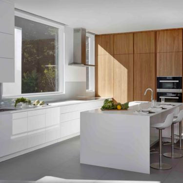 Modern Kitchen Cabinets – Scarsdale