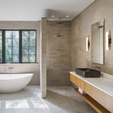 Luxury Bathroom - Freedom